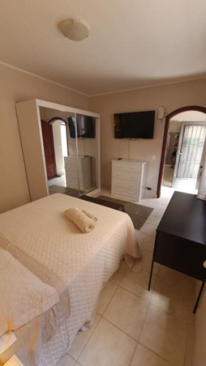 Quartos aconchegantes em Sobrado grande no meio do Brooklin